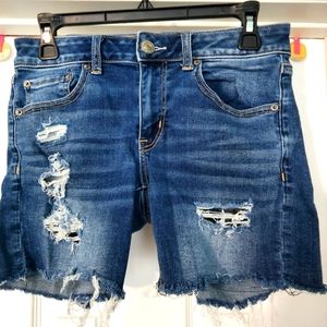 Womens American Eagle distressed shorts